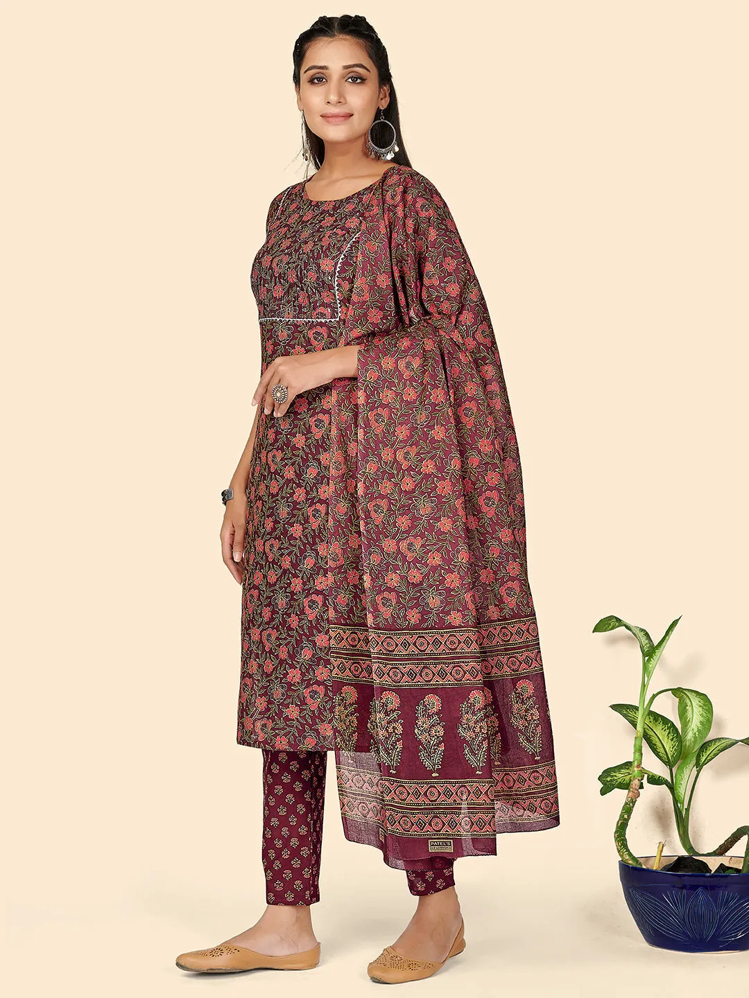 Women'S Print & Sequience Straight Cotton Purple Stitched Kurta Pant With Dupatta