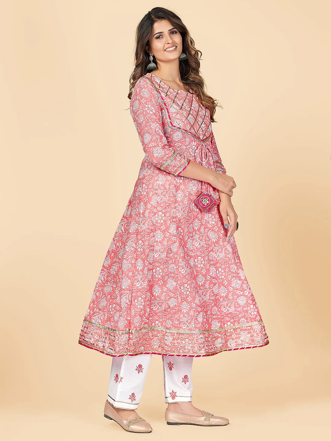 Women'S Printed & Gota Patti Anarkali Cotton Peach Stitched Kurta Pant With Dupatta